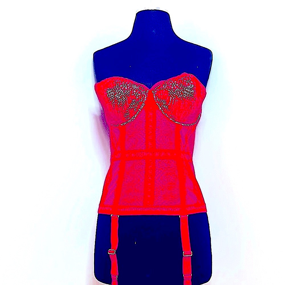 Nwot Victoria’s Secret red lace corset thigh high attachments 36 D❣️